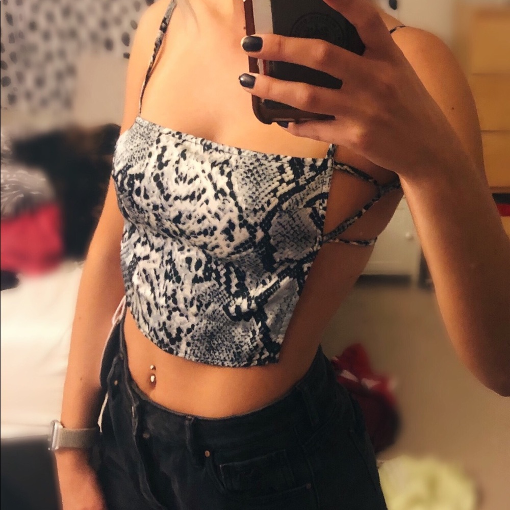 Princess Polly Jura top